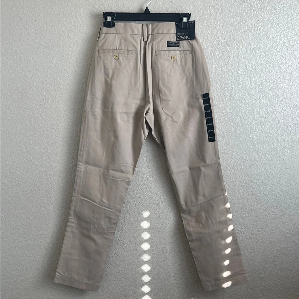 NWT Banana Republic Gavin Beige Chinos 27x30. Was $59